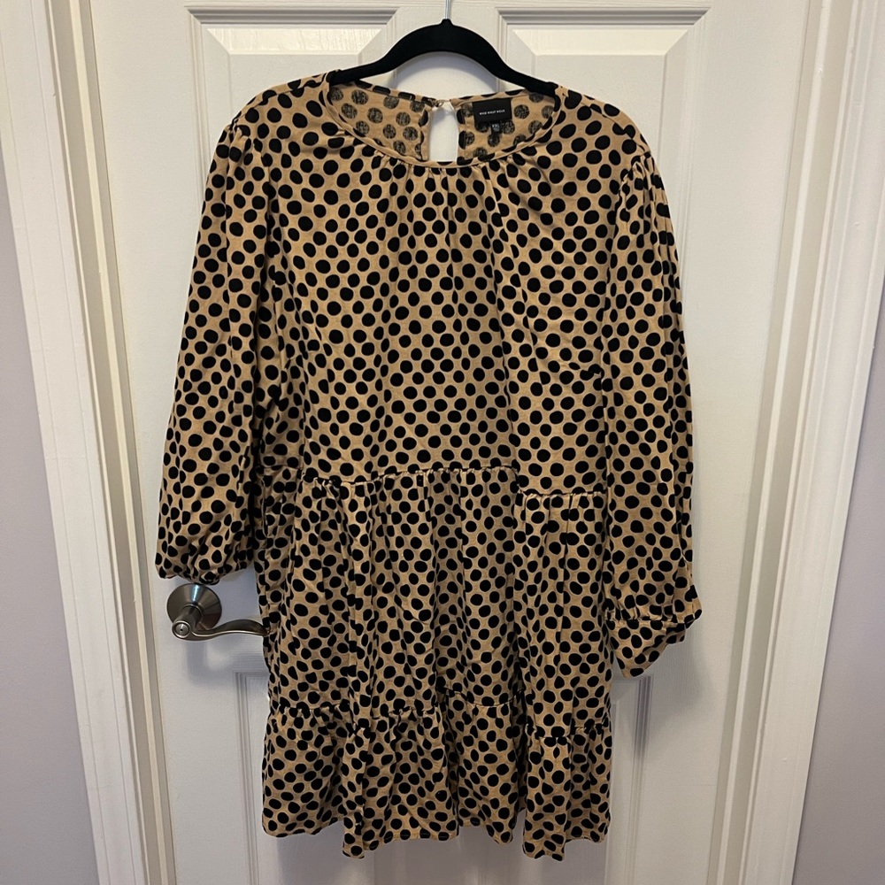 Who what wear polka dot dress size XXL. Never worn